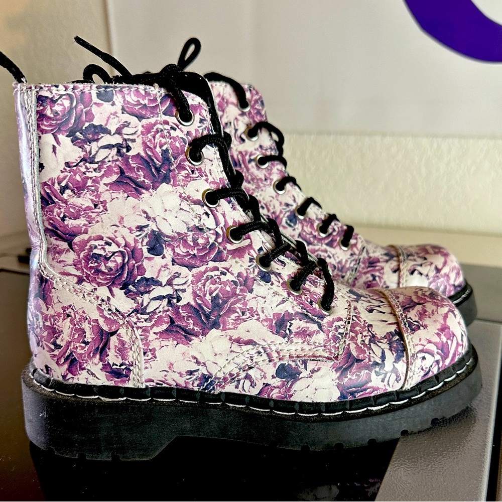 Vintage T.U.K combat boot purple floral flowers pattern rave festival rare edm